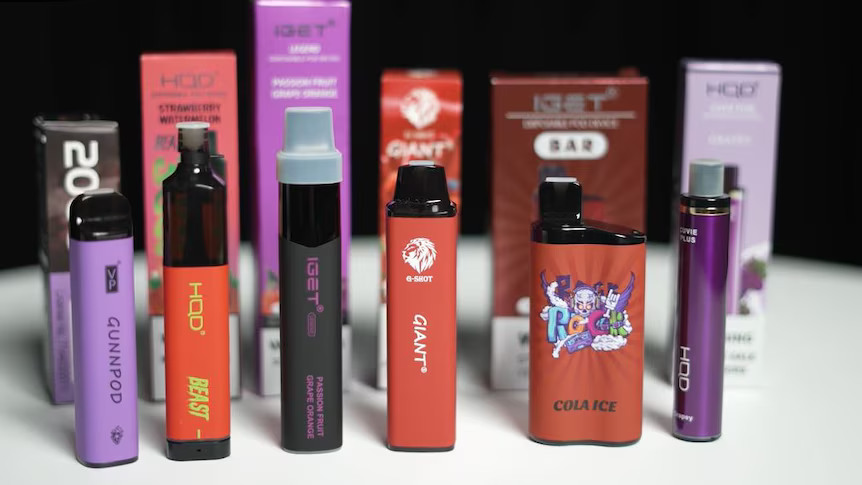 Best Pressure Vape flavors including Blue Dream, Gelato, Sour Diesel, Runtz and Strawberry Banana with taste profiles and effects